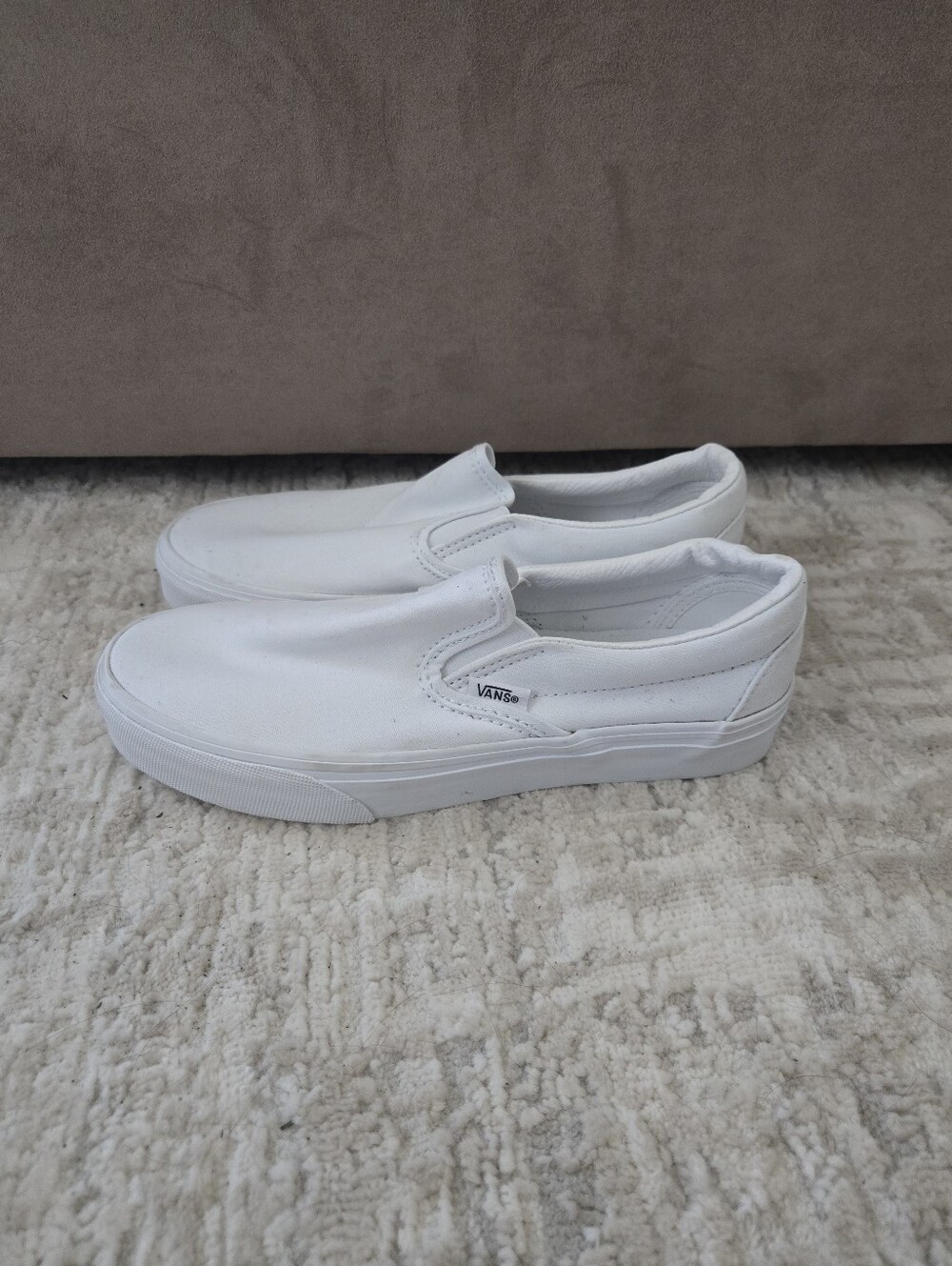 Vans Off the Wall Casual Shoes Womens Sz 7.5 Slip On Sneakers White Skater. - Picture 2 of 10